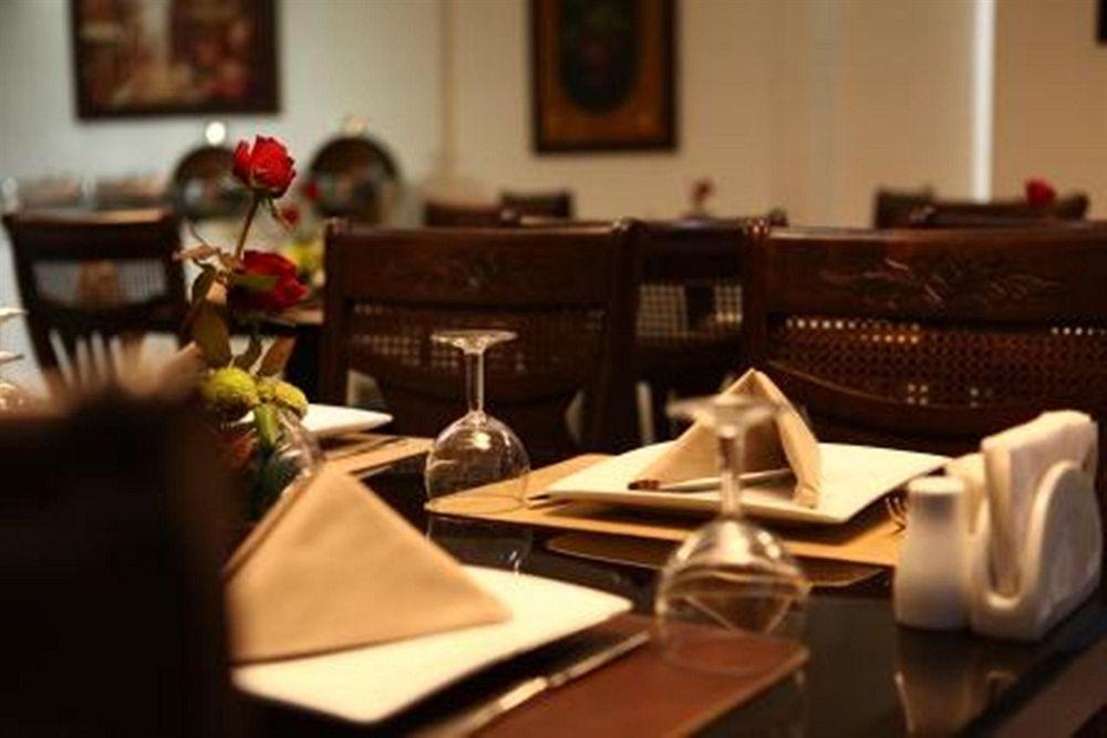 Queens Land Hotel Jounieh Kültér fotó