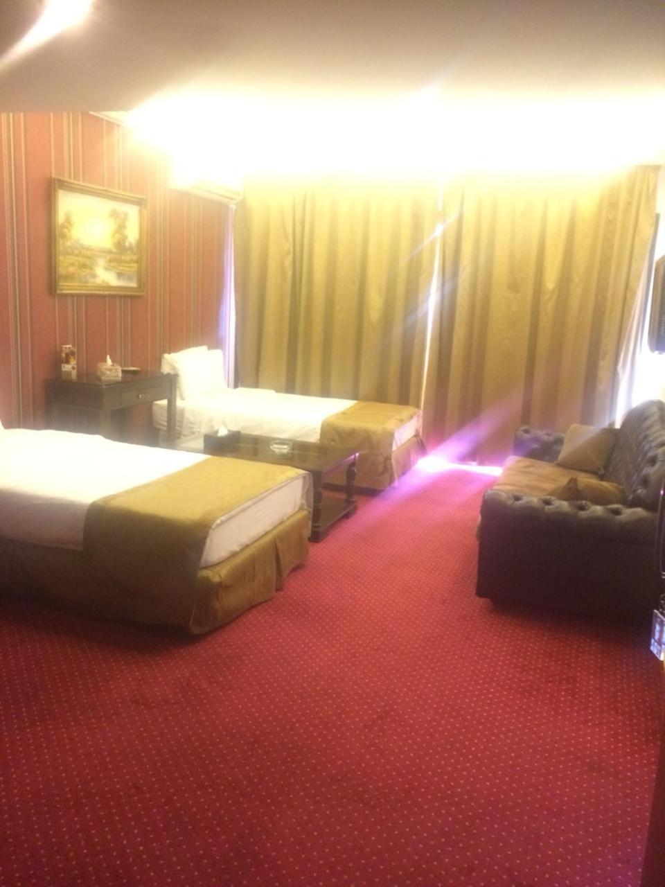 Queens Land Hotel Jounieh Kültér fotó